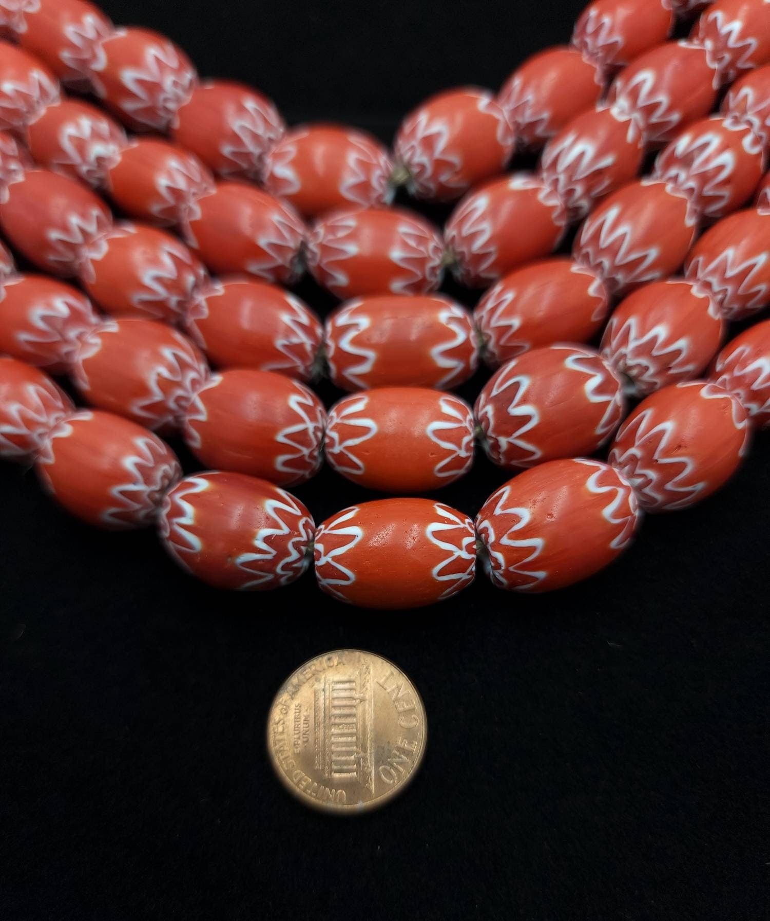 Chevron Beads Oval Multi Layered Red and White Strand 10 Chevron Beads 17-19×13-16mm / Jewelry Making Supplies / African Trade Beads
