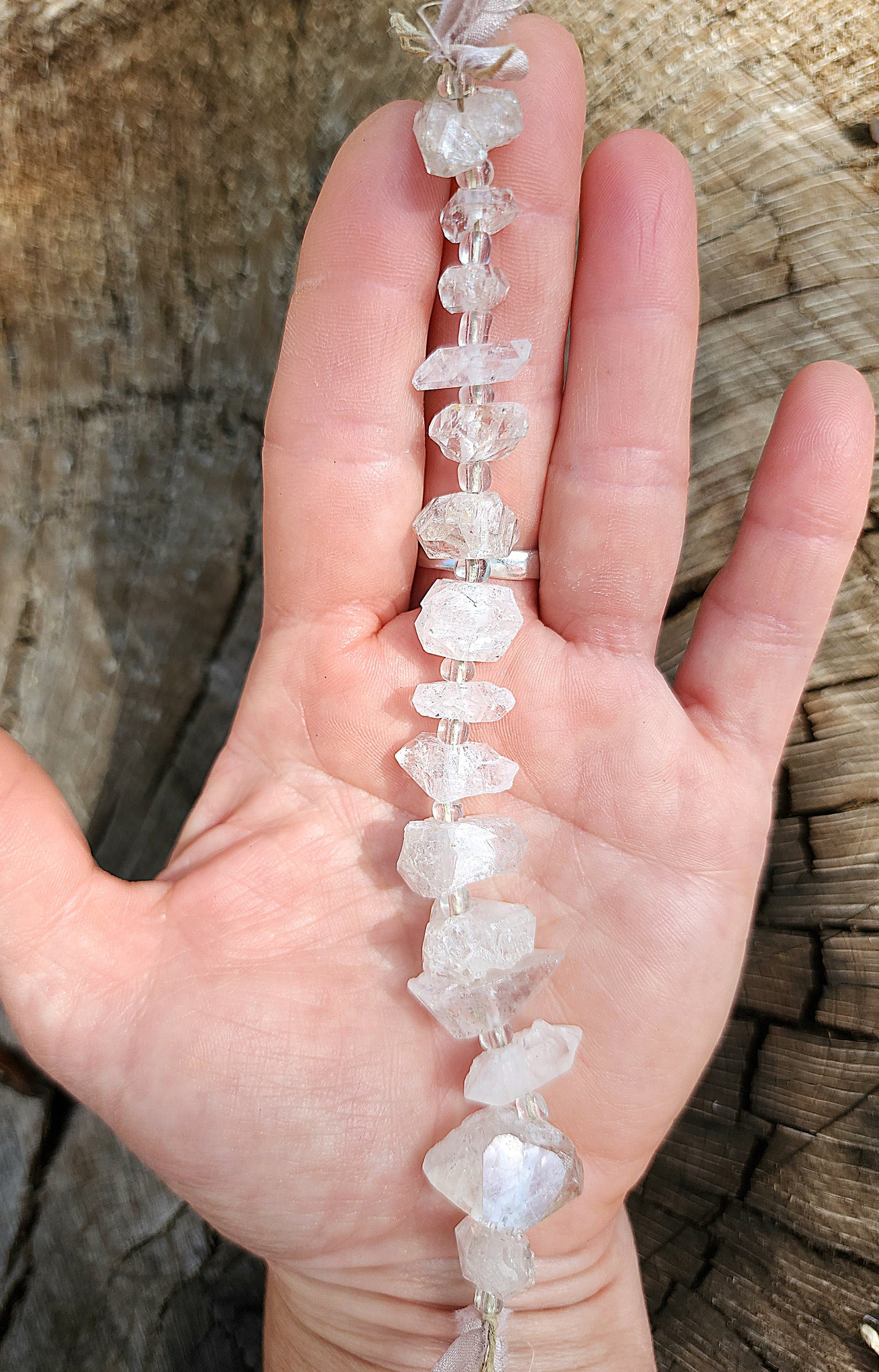 Herkimer Light Raw Pakistani / Strand 6" 4-29mm / Jewelry Making Supplies / Precious stones / Rustic / Natural Stone Beads / Craft.