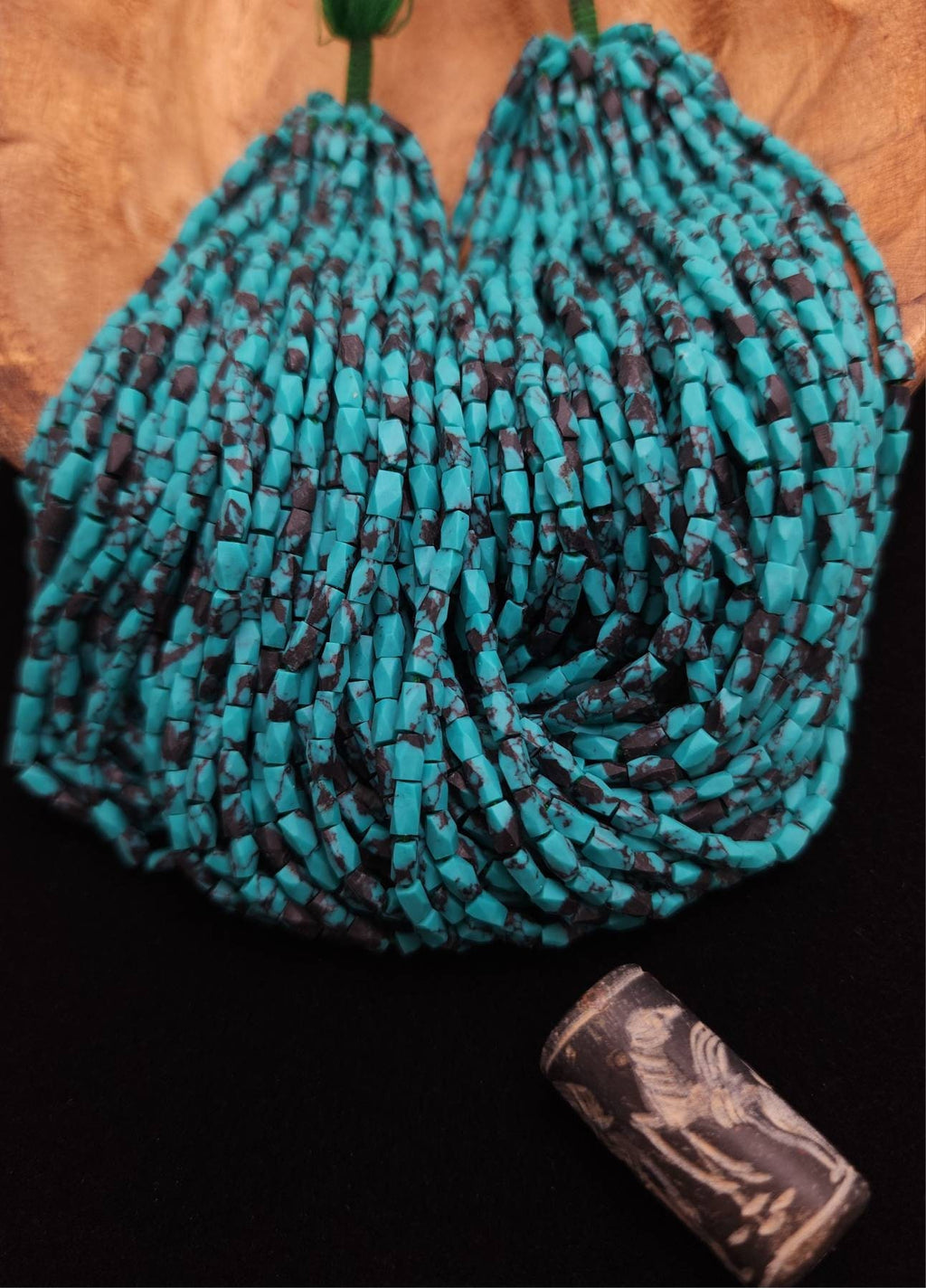 Reconstituido Afghani Stone Faceted Teal Turquoise Strand 11" 55-58 Beads 4-5×3mm / Jewelry Making Supplies.