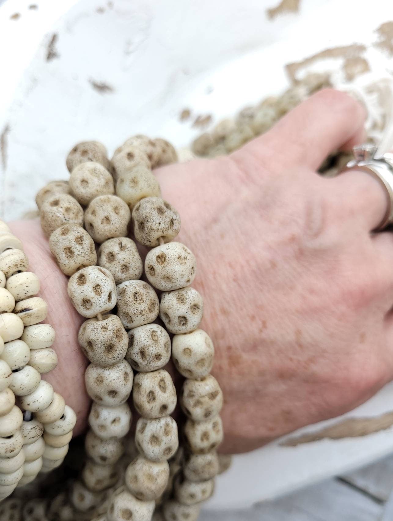 Beige Glass Beads With Rustic Accent 15 Beads 10-11 × 10-11mm, Lampwork Beads, Indonesian,  Thailand, Jewelry Making Supplies, Craft.