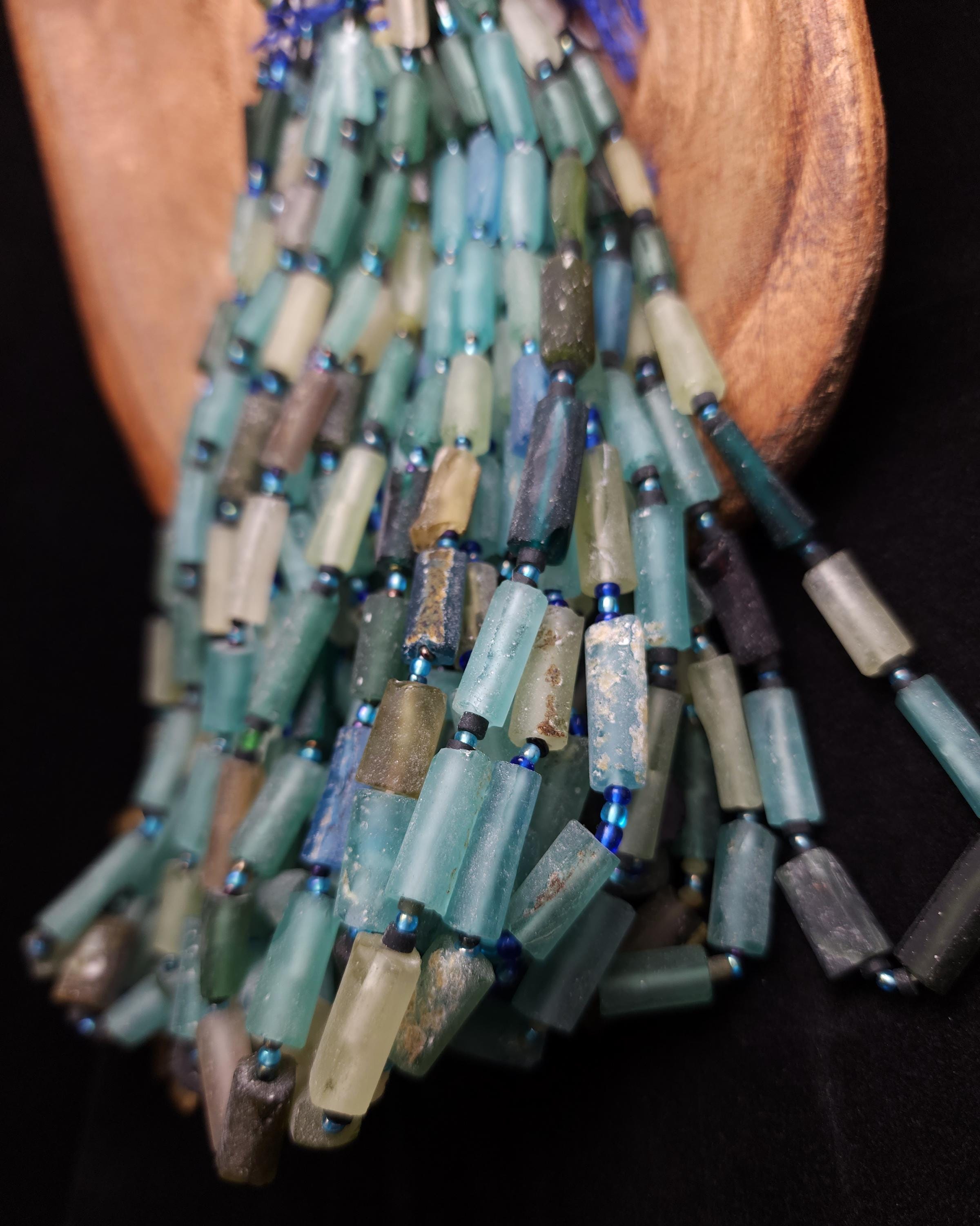 Antique Tube Roman Glass, with a rich history of over 15 centuries, offers a unique material for creating exceptional jewelry pieces.