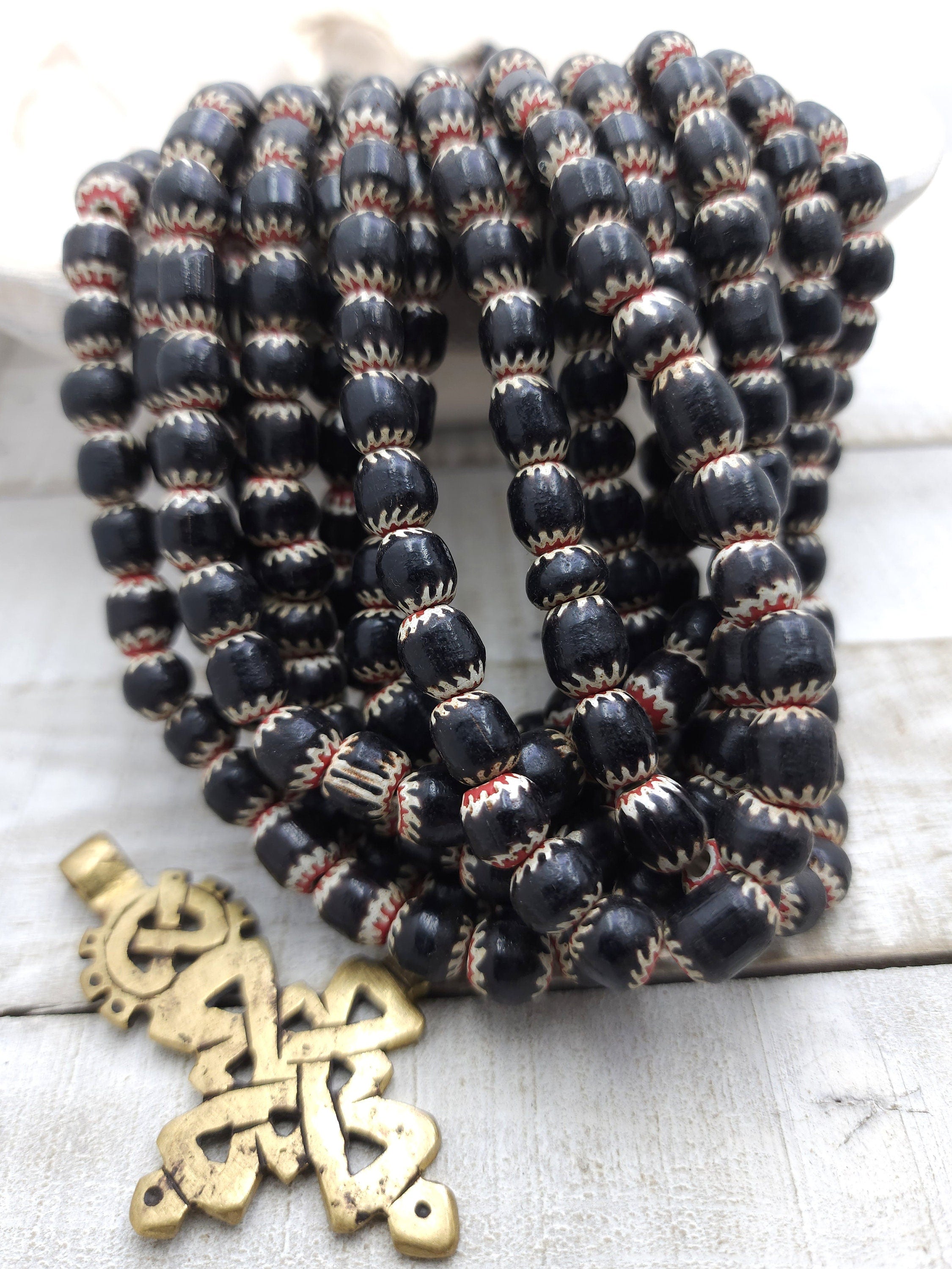 Multilayer Black Chevron Beads From Java Indonesia, 7-10mm x 7-9mm+, Full Strand 21" Inches 60-62 Beads, Vintage, Jewelry Supplies.
