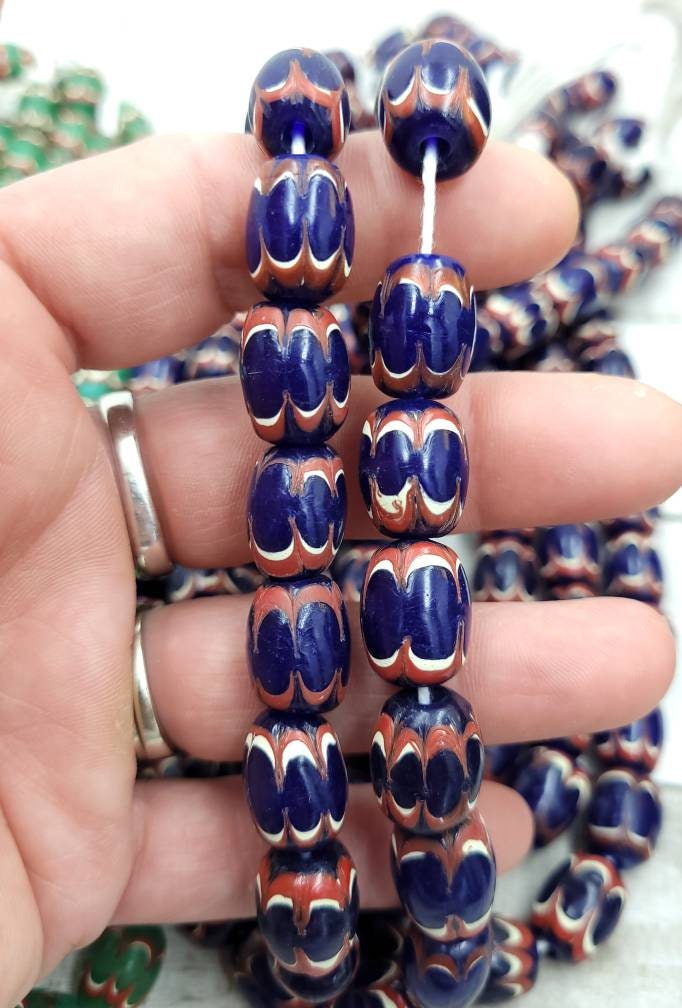 Small Chevron Style Beads, Strand With 10 Beads 13-14mm x 10-11mm / Indonesian Beads / Lampwork Beads / Thailand Beads / Jewelry Supplies.