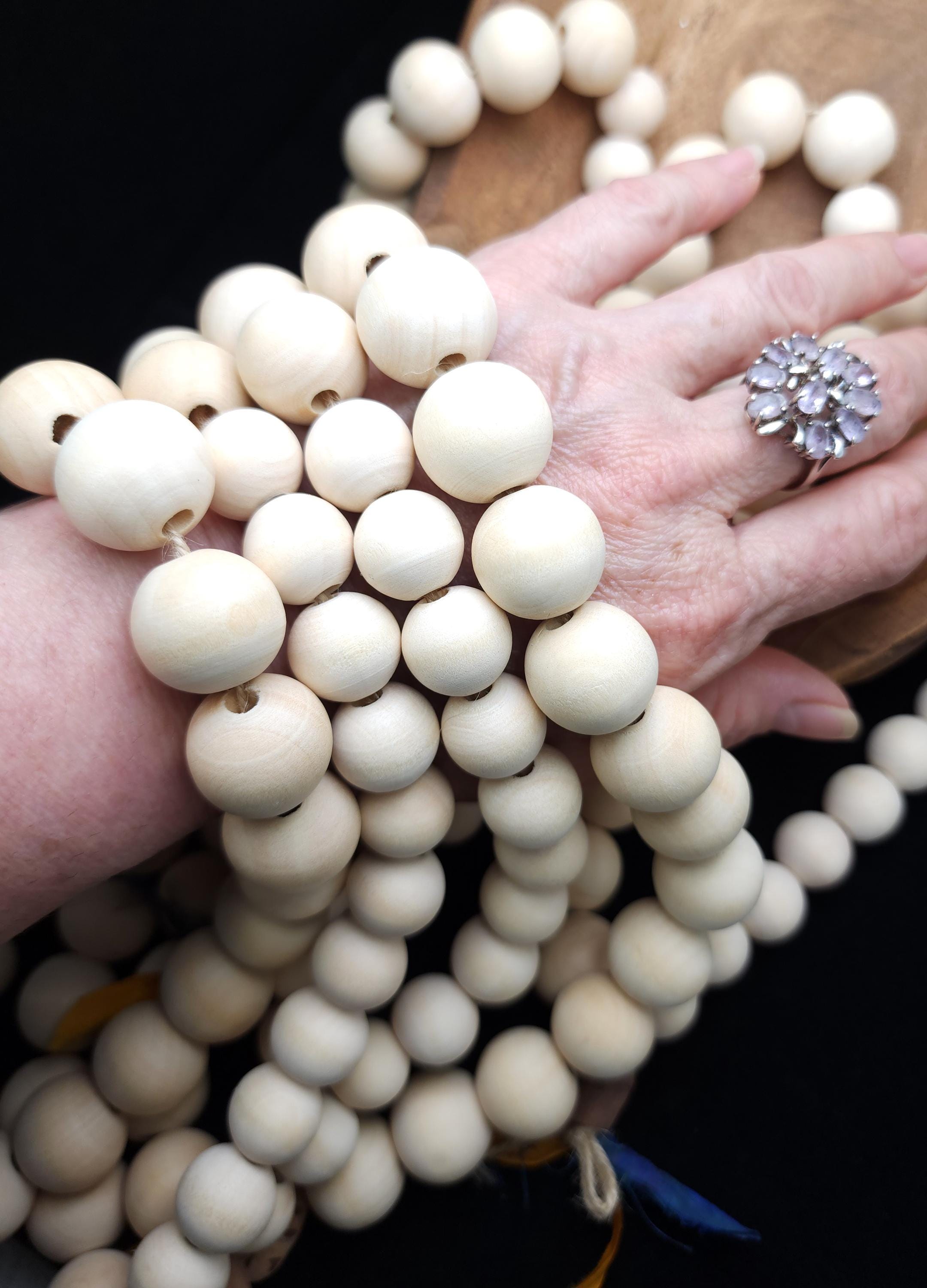 Unfinished Natural Wood Round Beads, Long Hebra 16" 15-18mm, Macrame Beads, DIY Beads, Aromatic Beads, Craft.