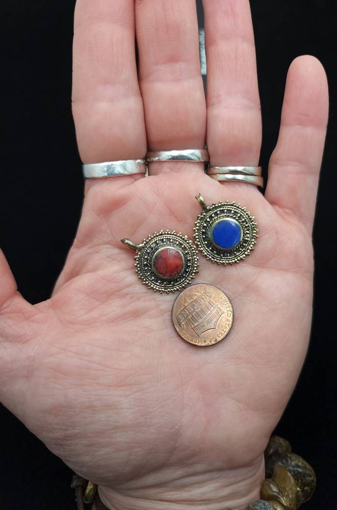 Vintage Tribal Charms / Pendants / Old Finds To Make Jewelry / Finds From Afghanistan / Vintage Kuchi Charms.