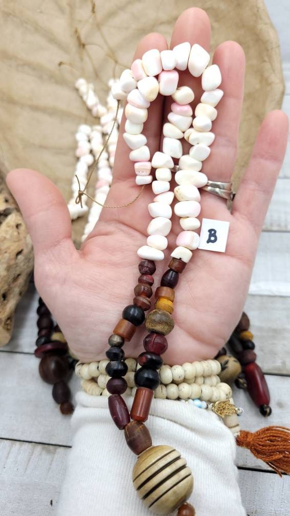 Beautiful Convinacion Horn Bone Beads And Pink Conch Shell From Philippines 3X7mm X 8mm(8X8mmX 12mm/Jewelry Supplies/Ethnic Tribal Vintage.
