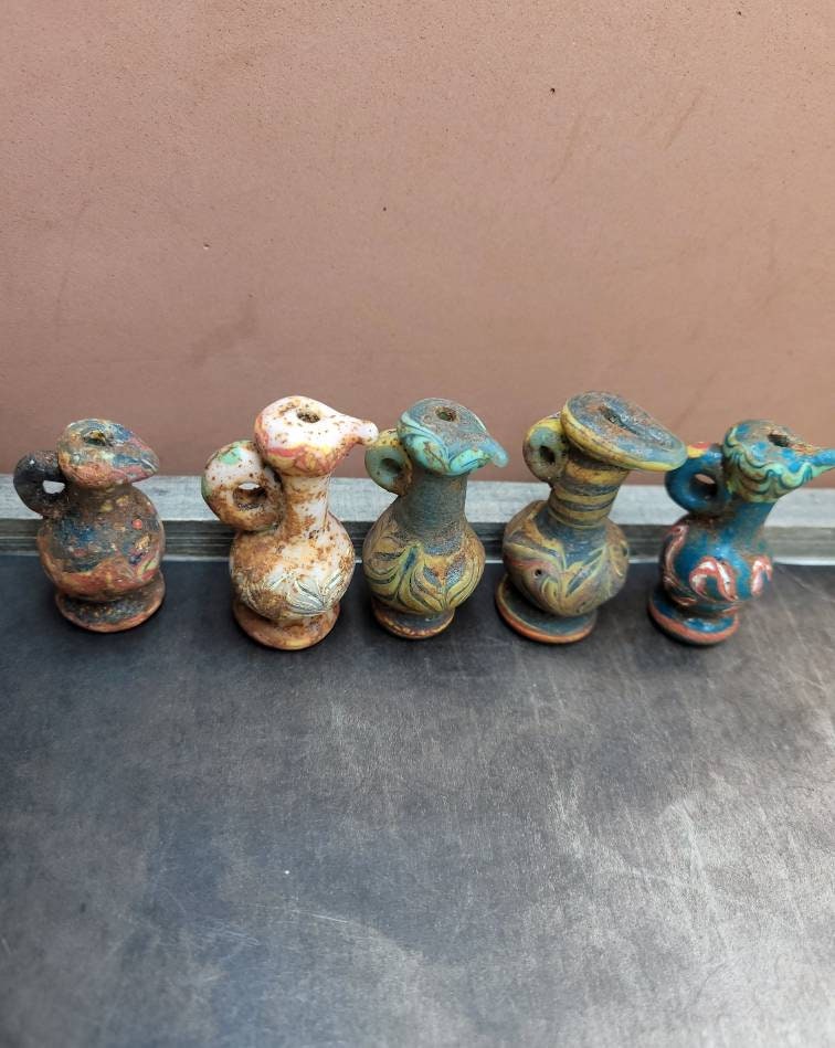 Beautiful Rustic Looking Glass Vases Fully Handmade Thailand Crafts / Thailand Jewelry / Jewelery Supplies.