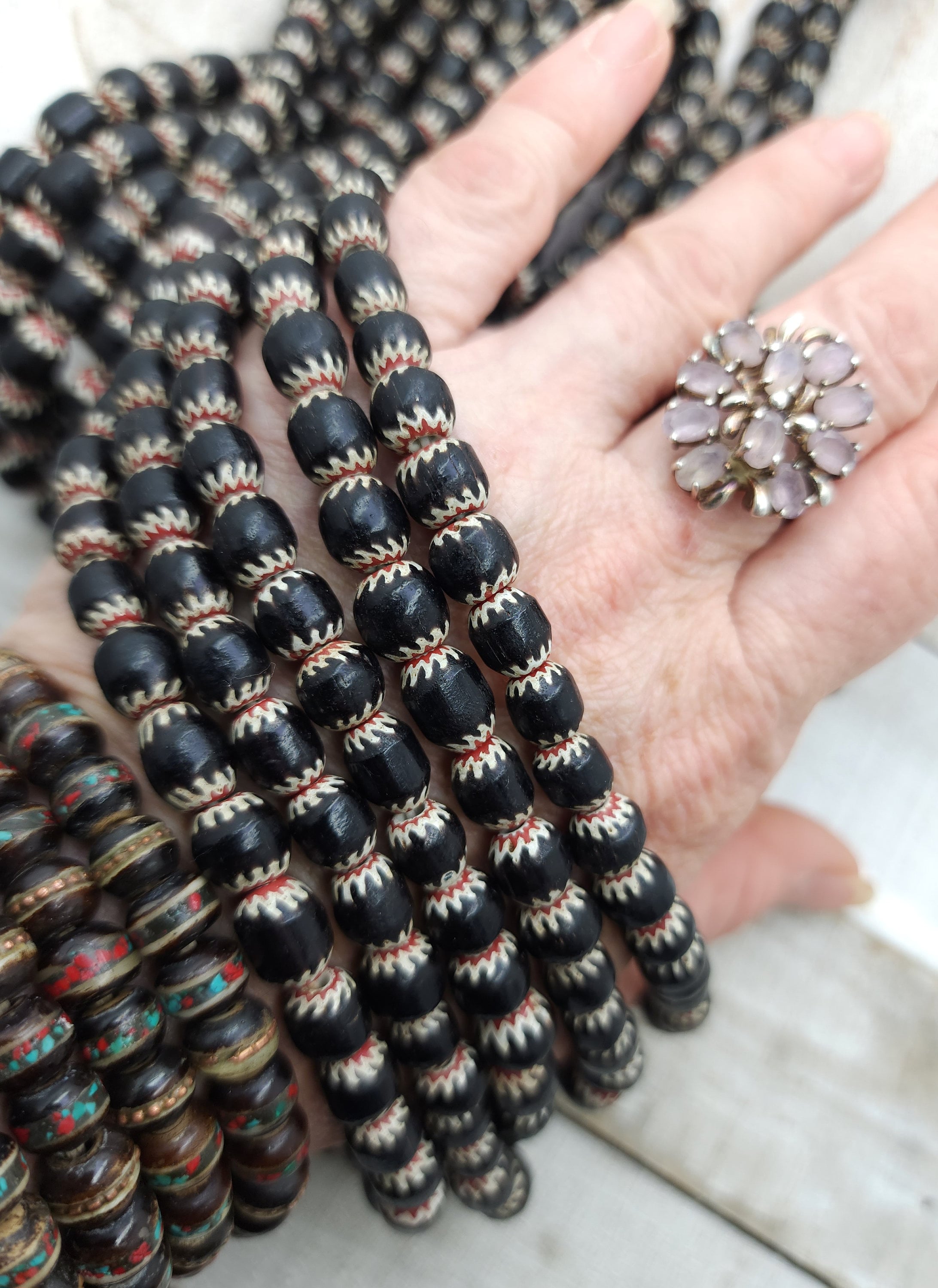 Multilayer Black Chevron Beads From Java Indonesia, 7-10mm x 7-9mm+, Full Strand 21" Inches 60-62 Beads, Vintage, Jewelry Supplies.