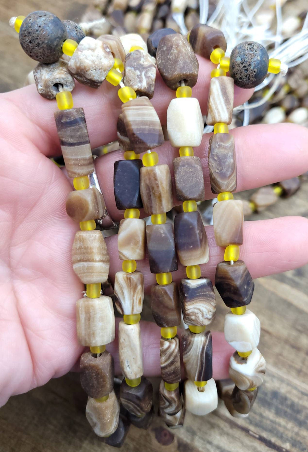 Wow Beautiful Old Chocolate Calcite Strand with 20-24 Beads 9-16mm x 6-11mm / Afghan Antique Discoveries Beads / Raw Beads / Jewelry Supplie
