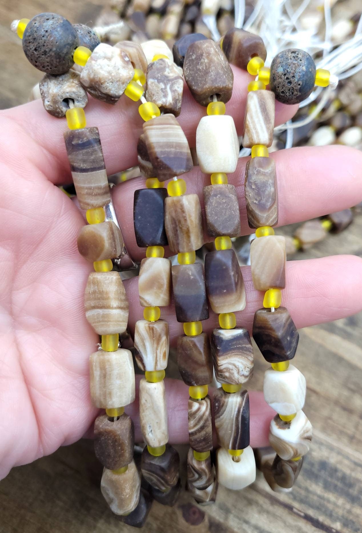 Wow Beautiful Old Chocolate Calcite Strand with 20-24 Beads 9-16mm x 6-11mm / Afghan Antique Discoveries Beads / Raw Beads / Jewelry Supplie