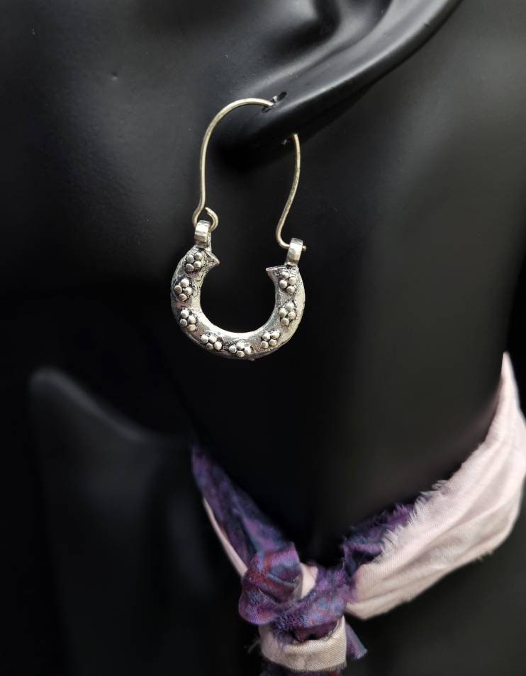 Beautiful Silver Afghan Earrings / Totally Handmade Jewelry / Afghanistan Jewelry.