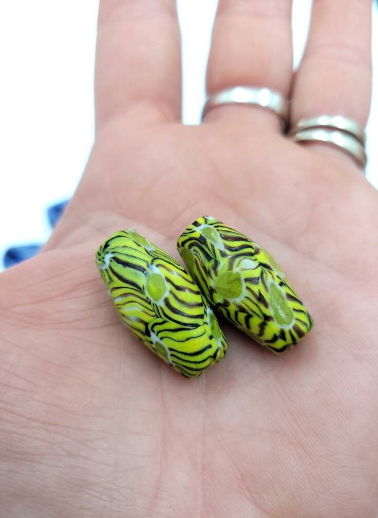 Beautiful And Ancient Indonesian Beads Millefiore From East Java /Jewelry Supplies / Old Stock Hard To Find.