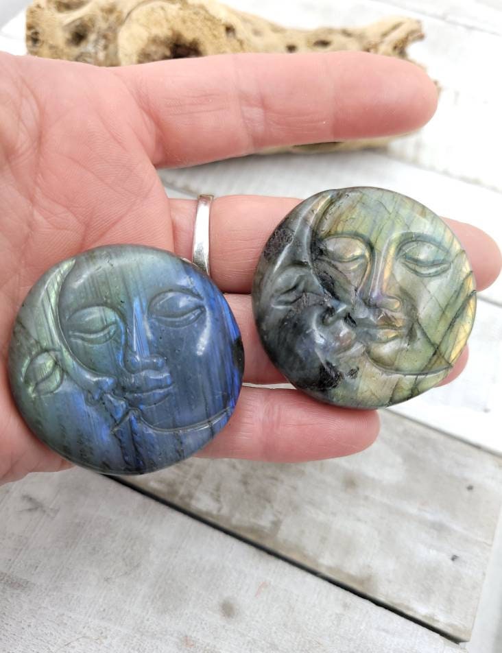 Hand Carved Labradorite Moon And Sun Face Design/Healing Reiki / Stone Collection Decoration Healing Meditation/Jewelry Supplies.