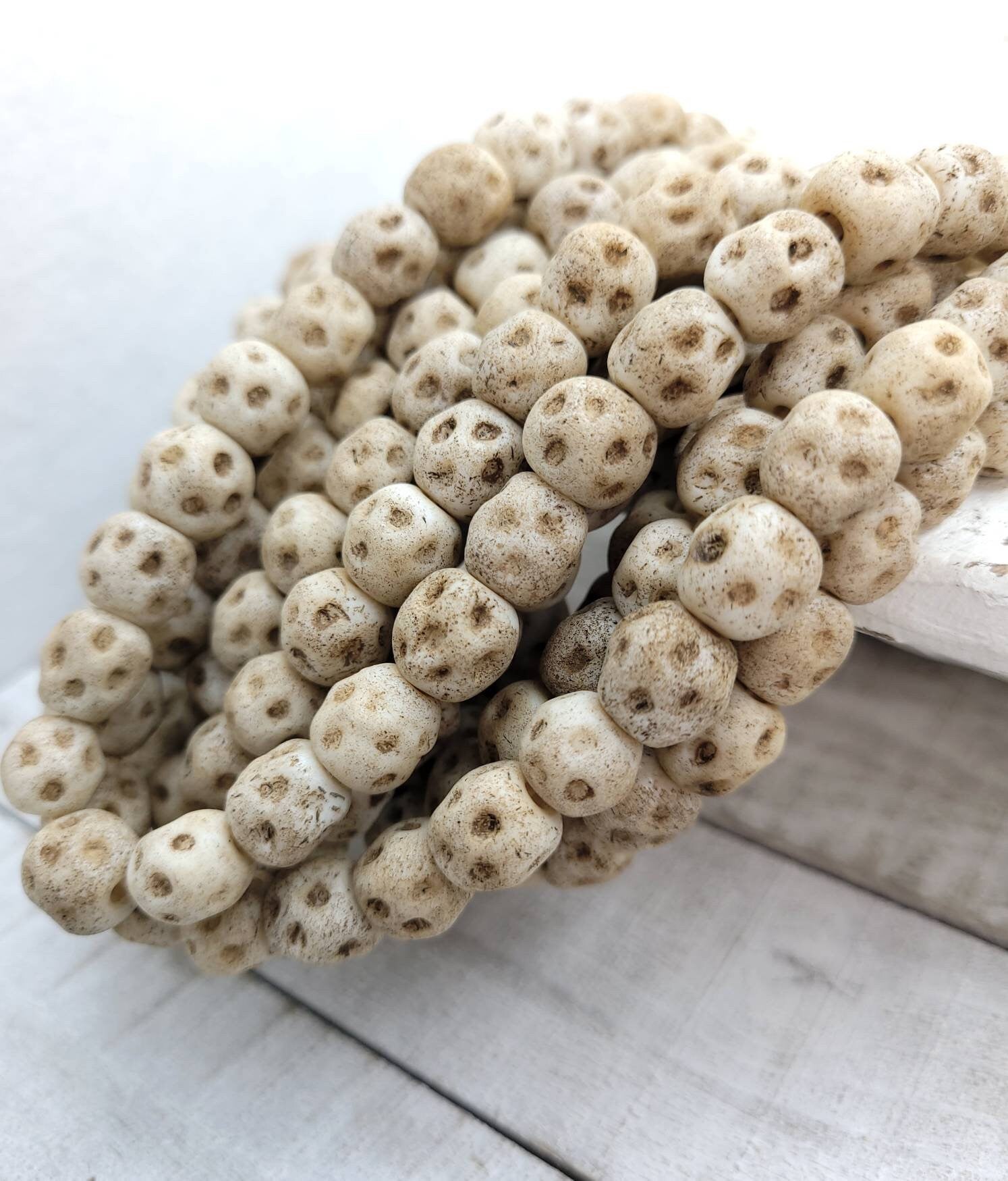 Beige Glass Beads With Rustic Accent 15 Beads 10-11 × 10-11mm, Lampwork Beads, Indonesian,  Thailand, Jewelry Making Supplies, Craft.