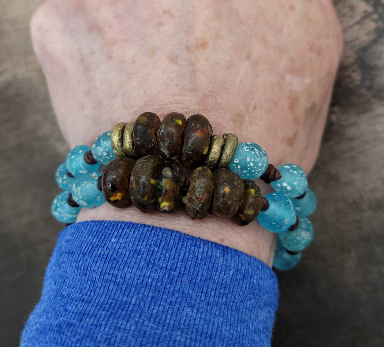 Beautiful Bracelet For Men And W / Unique Elegant Antique Rustic Accent / African Jewelry / Indonesian Jewelry /Bronze/High Quality Leather.
