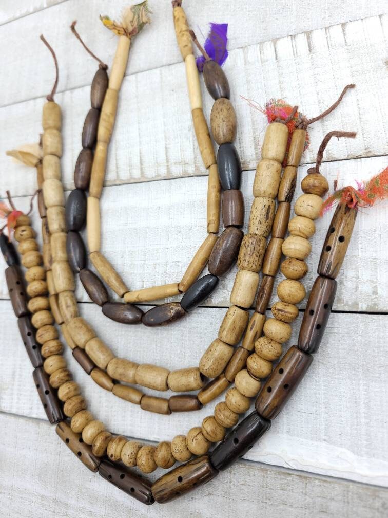 Wonderful Lot Of Bone Beads Vintage / Tribal / Boho / Ethnic / Hippie / Ethnic / Navajo / Native American / Jewelry Supplies.