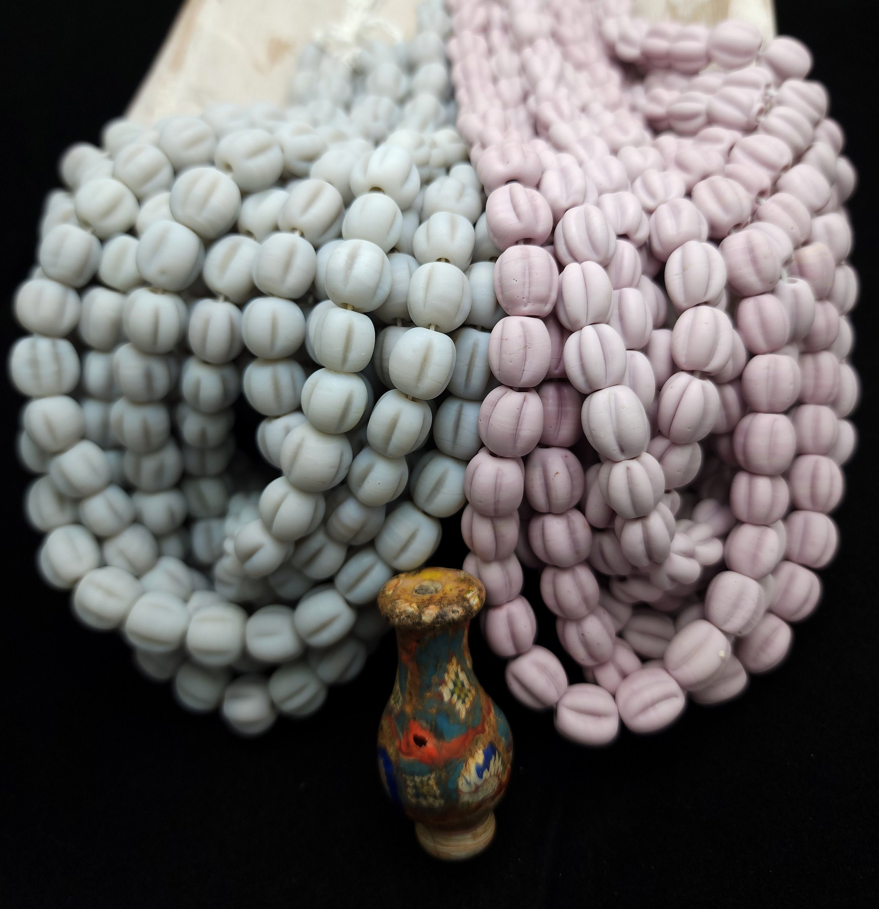 Melon Shaped Glass Beads With 9-11mm 15 Beads, Jewelry Making Supplies, Lampwork Beads, Option To Choose Lila or Silver Color, Indonesian