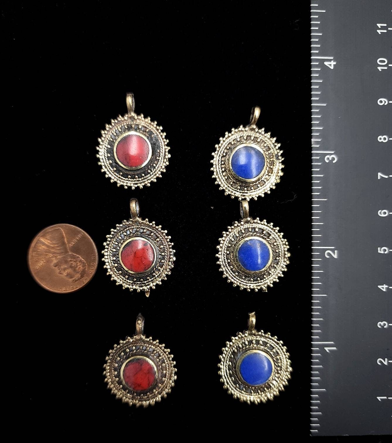 Vintage Tribal Charms / Pendants / Old Finds To Make Jewelry / Finds From Afghanistan / Vintage Kuchi Charms.