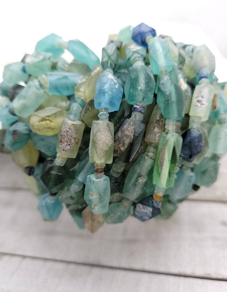 Authentic Genuine Ancient Roman Glass Faceted Diamond-Shaped Roman Glass Beads /15 "-16" Full  Strand Big Diamond 10-16mm/ Jewelry Supplies.