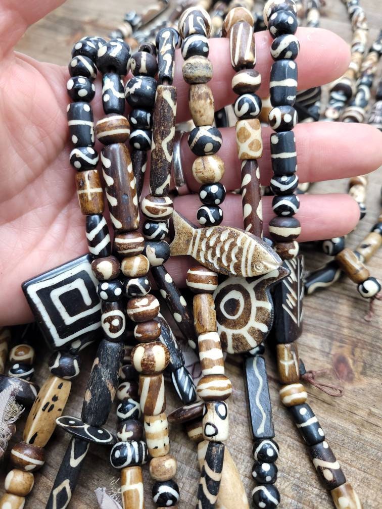 Beautiful Wide Variety Bone Beads Strand 14" Inches Long / Hand Carved Beads / Bone Beads Pendants / Tube / Round Etc / Jewelry Supplies