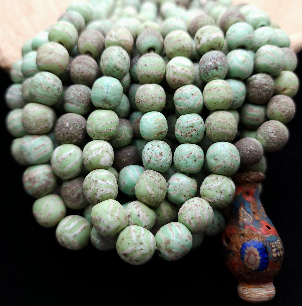 Lemon Green Glass Feather Beads, Vintage, Ethnic Beads, [12 Beads  12mm], Java Indonesian Beads, Jewelry Making Supplies, Craft