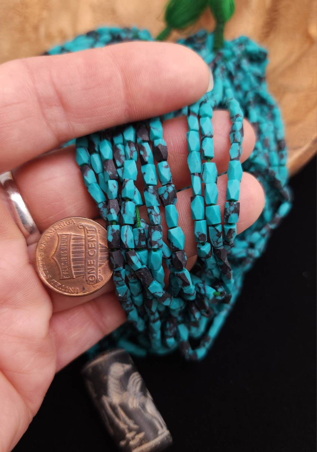 Reconstituido Afghani Stone Faceted Teal Turquoise Strand 11" 55-58 Beads 4-5×3mm / Jewelry Making Supplies.