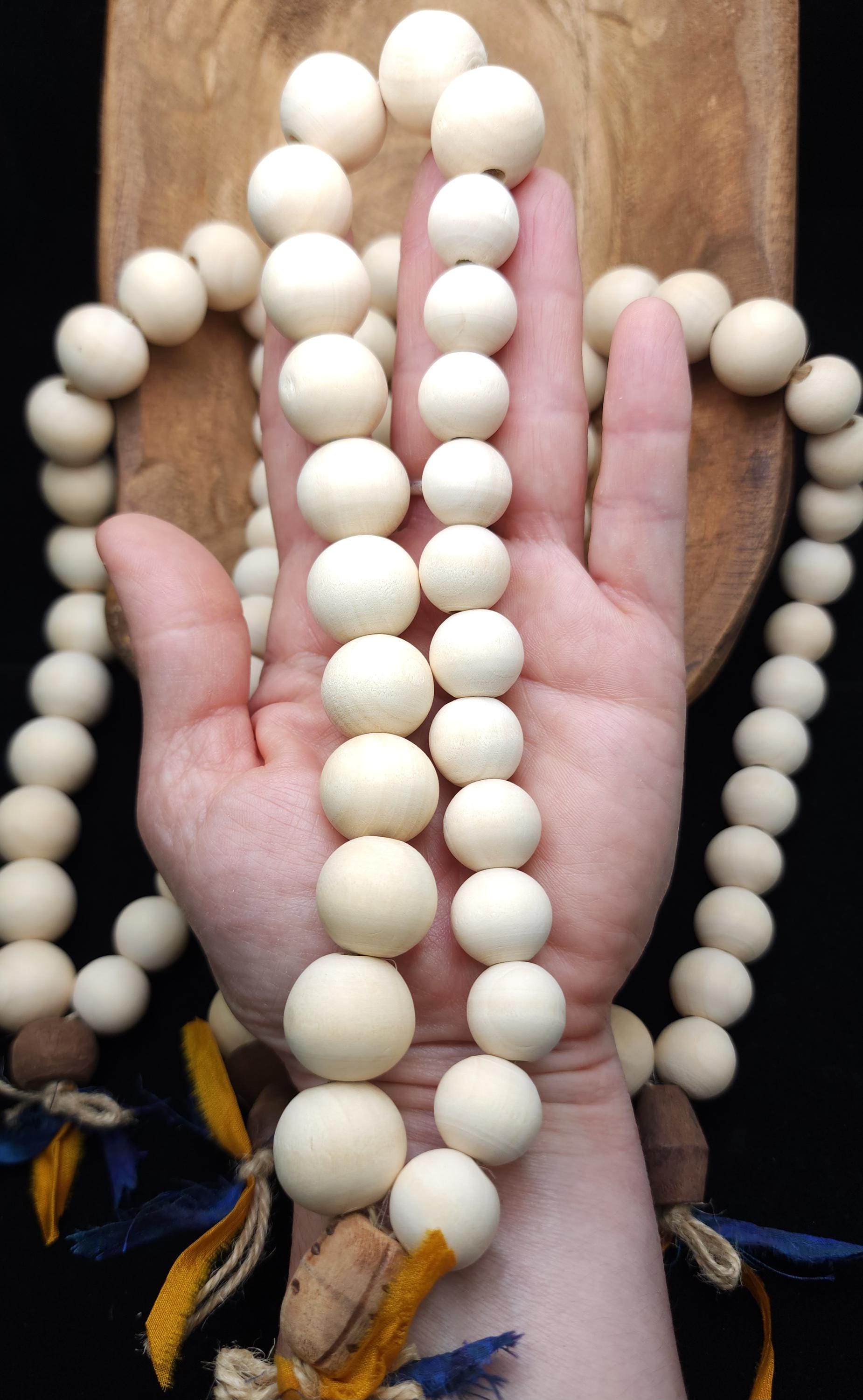 Unfinished Natural Wood Round Beads, Long Hebra 16" 15-18mm, Macrame Beads, DIY Beads, Aromatic Beads, Craft.