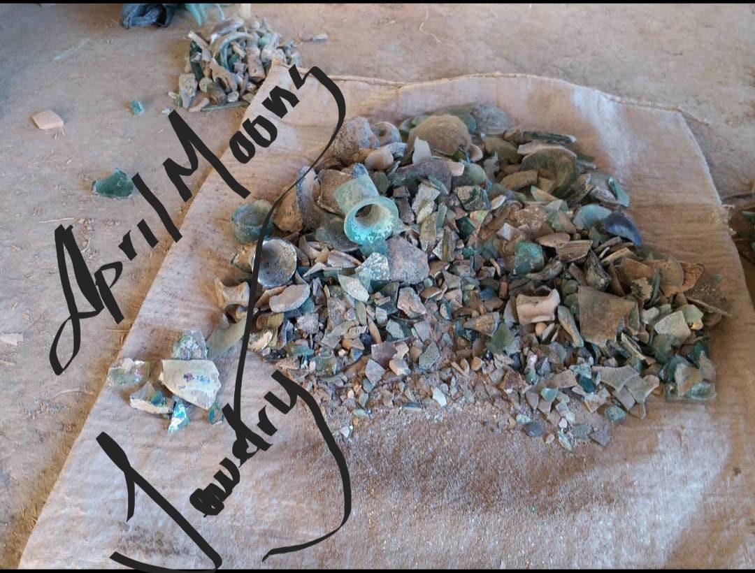 Roman Glass Beads 14-15" From Ancient Rome Lots Of Patina The Glass Speaks For Itself Of Its Age Over 2,000 Years Old, Authentic Genuine
