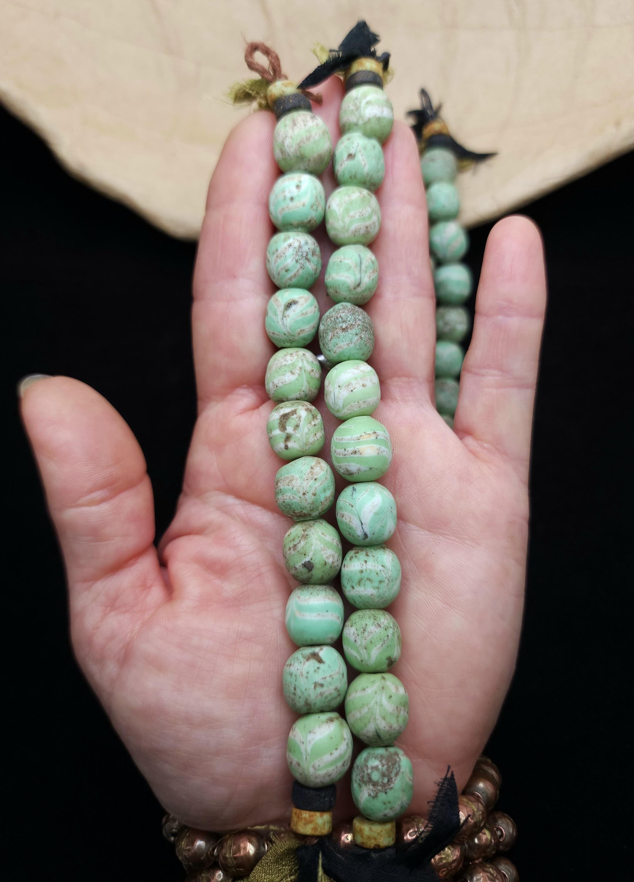 Lemon Green Glass Feather Beads, Vintage, Ethnic Beads, [12 Beads  12mm], Java Indonesian Beads, Jewelry Making Supplies, Craft