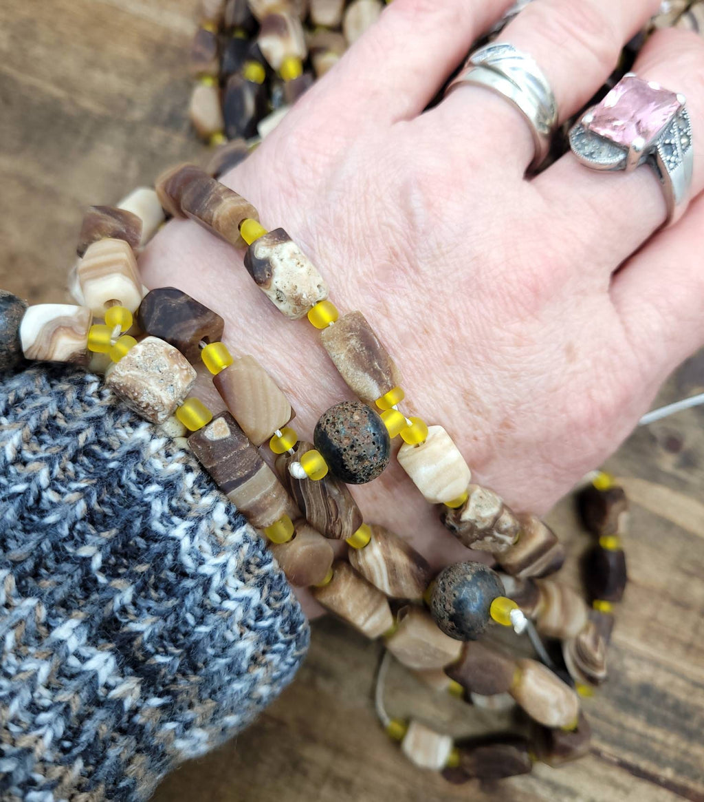 Wow Beautiful Old Chocolate Calcite Strand with 20-24 Beads 9-16mm x 6-11mm / Afghan Antique Discoveries Beads / Raw Beads / Jewelry Supplie