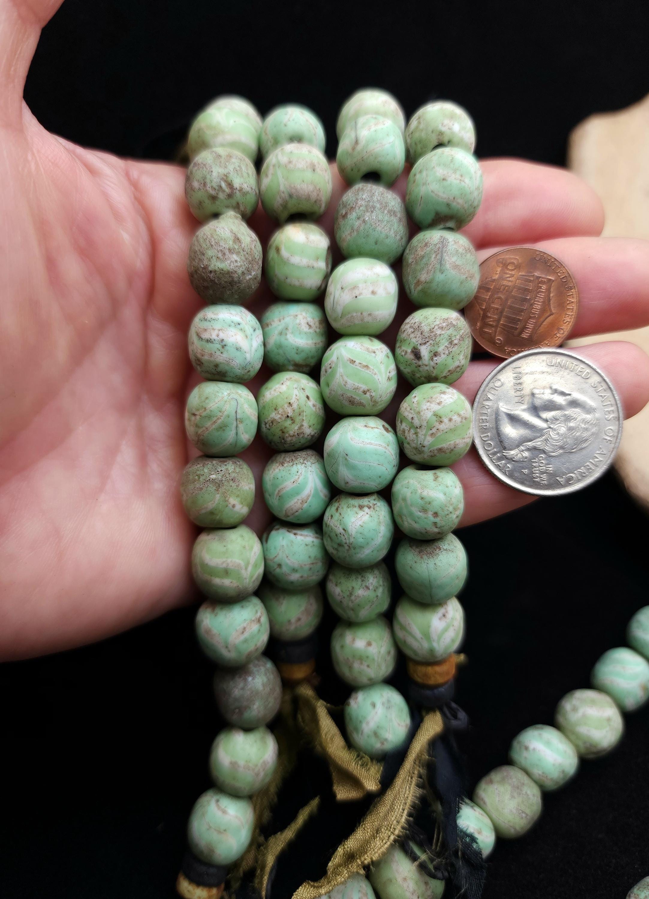 Lemon Green Glass Feather Beads, Vintage, Ethnic Beads, [12 Beads  12mm], Java Indonesian Beads, Jewelry Making Supplies, Craft