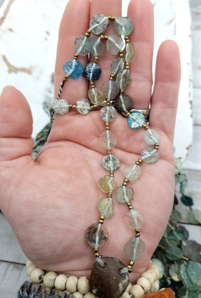 Beautiful Very Exclusive Authentic Roman Glass Necklace 9-12m Strong Patina/2,000 Years Old/Ancient Rome Glass/Fine Relics/Jewelry Supplies.