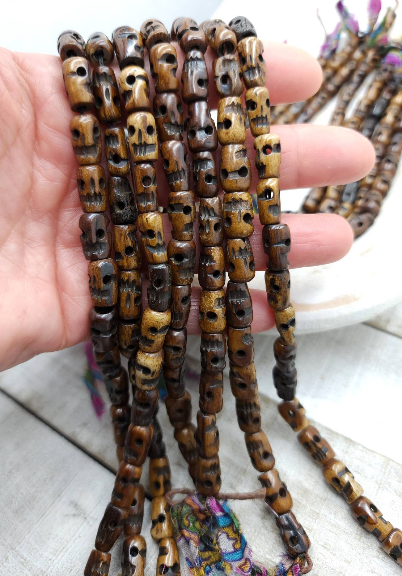 Skull Bone Beads / Tibetan Bone Skull Beads / Hand Carved Skull Beads / Kali Skull Beads / Strand 10" / Jewelry Supplies