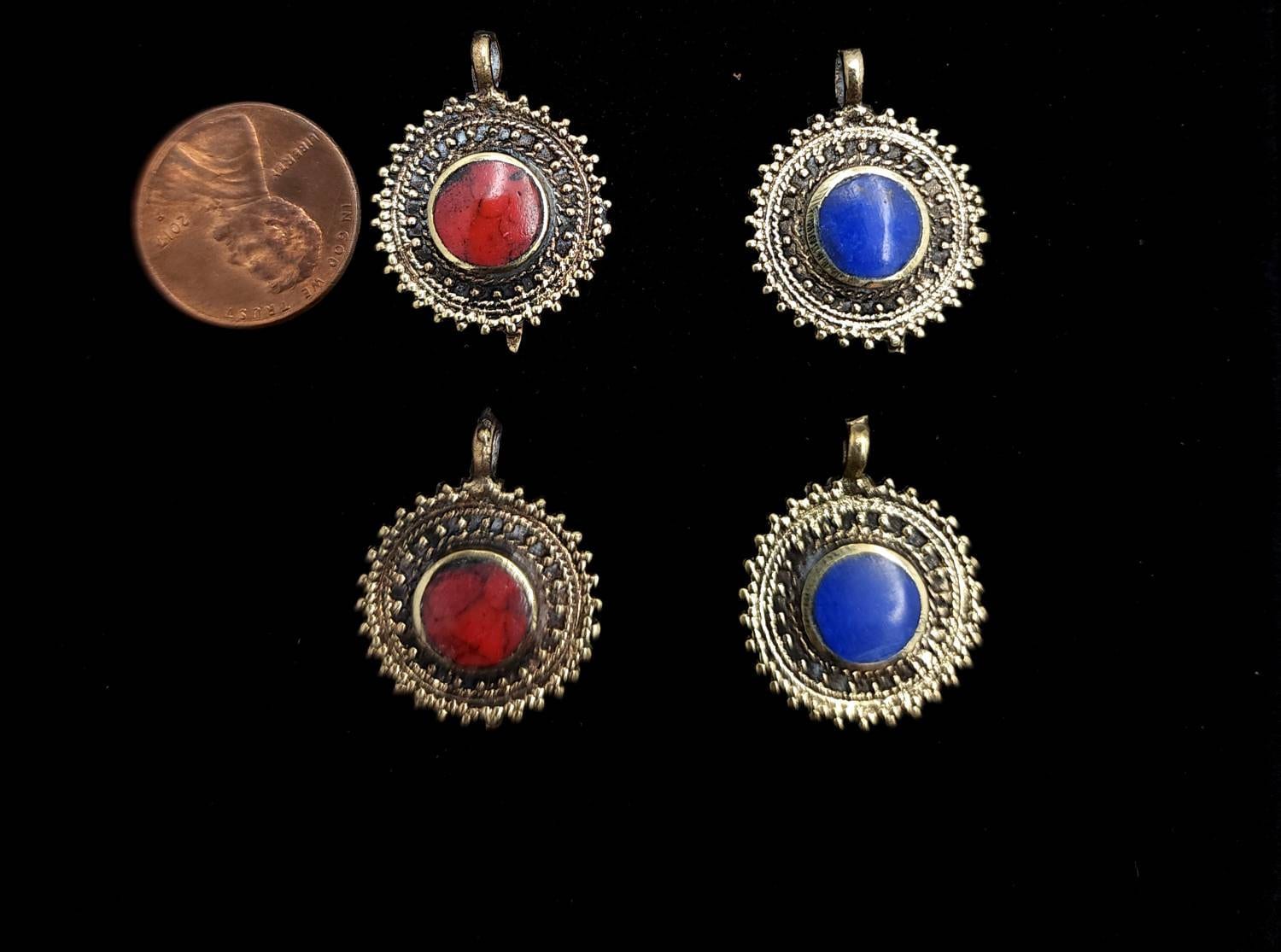Vintage Tribal Charms / Pendants / Old Finds To Make Jewelry / Finds From Afghanistan / Vintage Kuchi Charms.