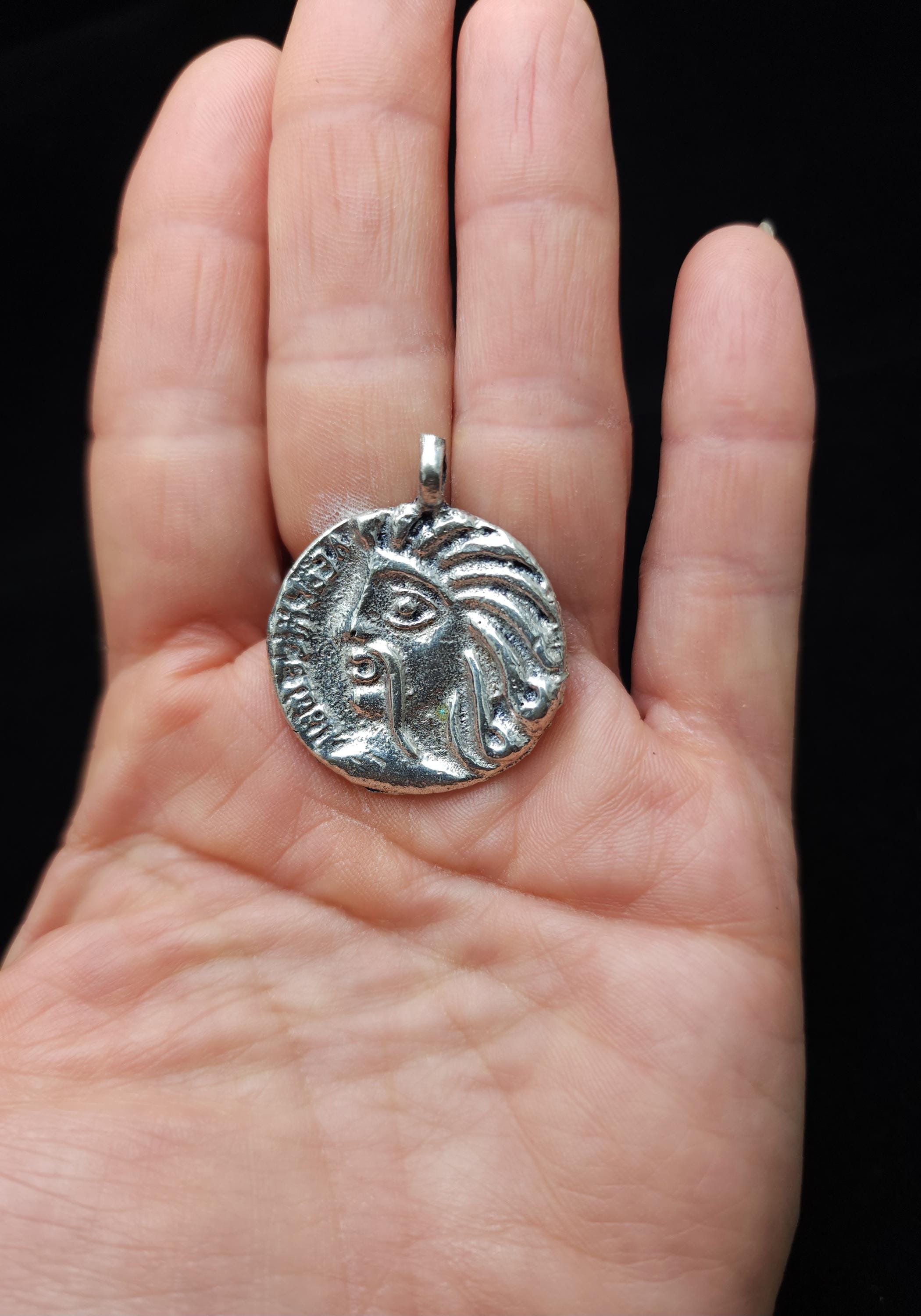 Afghani artisan hands pendants 35mm Long x 30mm Wide / Vintage / Tribal / Ethnic  / Jewelry Making Supplies.