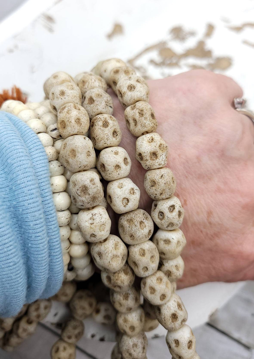 Beige Glass Beads With Rustic Accent 15 Beads 10-11 × 10-11mm, Lampwork Beads, Indonesian,  Thailand, Jewelry Making Supplies, Craft.