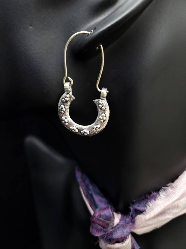 Beautiful Silver Afghan Earrings / Totally Handmade Jewelry / Afghanistan Jewelry.