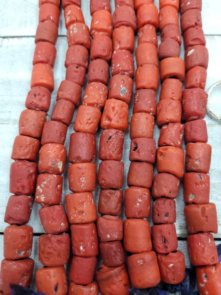 Beautiful Himalayan Beads, Rustic Beads Antique Accent Strand With 15 Beads, Jewelry Making Supplies, Ethnic, Tribal, Glass Beads.