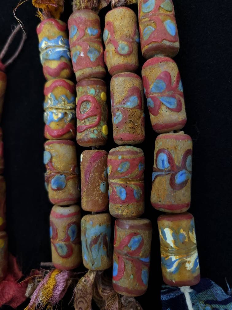 Old Glass Beads Handmade In The 90's From Thailand Lot of 4 Beads / Lampwork beads / Indonesian Beads / Jewelry Supplies / Vintage.