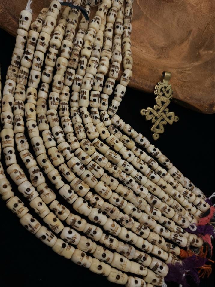 Skull Bone Beads / Rosary  / Buddhist Bone Skull Beads / Hand Carved Skull Beads / Kali Skull Beads / Strand 10" 12-14mm / Jewelry Supplies