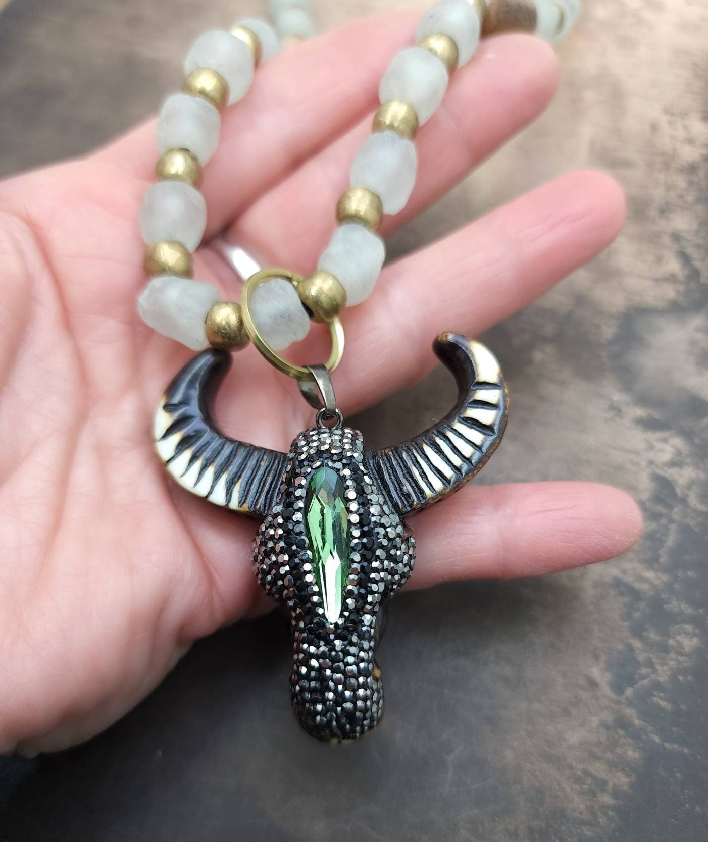 Bull cow head in crystal pavé pendant, horn pendant, very original collar, cawboy,boho, hippie, ethnic, brass, african beads.