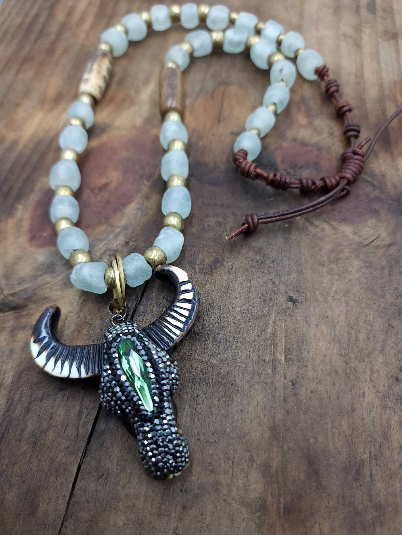 Bull cow head in crystal pavé pendant, horn pendant, very original collar, cawboy,boho, hippie, ethnic, brass, african beads.