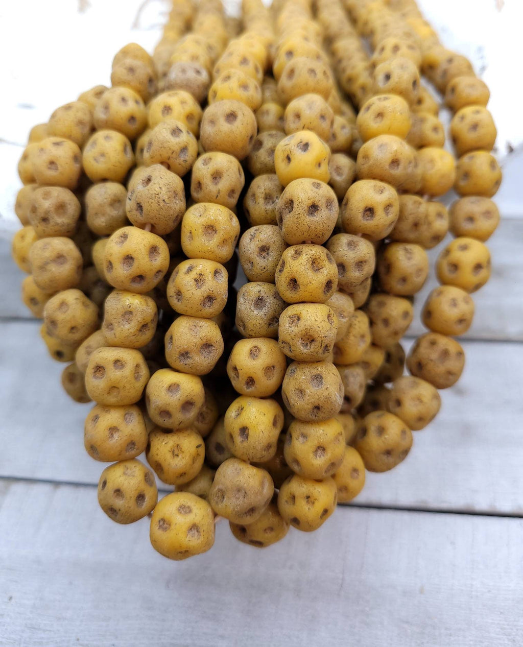 What A Beautiful Beads Designed By My Inspiration With Rustic Accent 15 Beads 10-11 × 10-11mm / Lampwork Beads / Indonesian / Thailand.