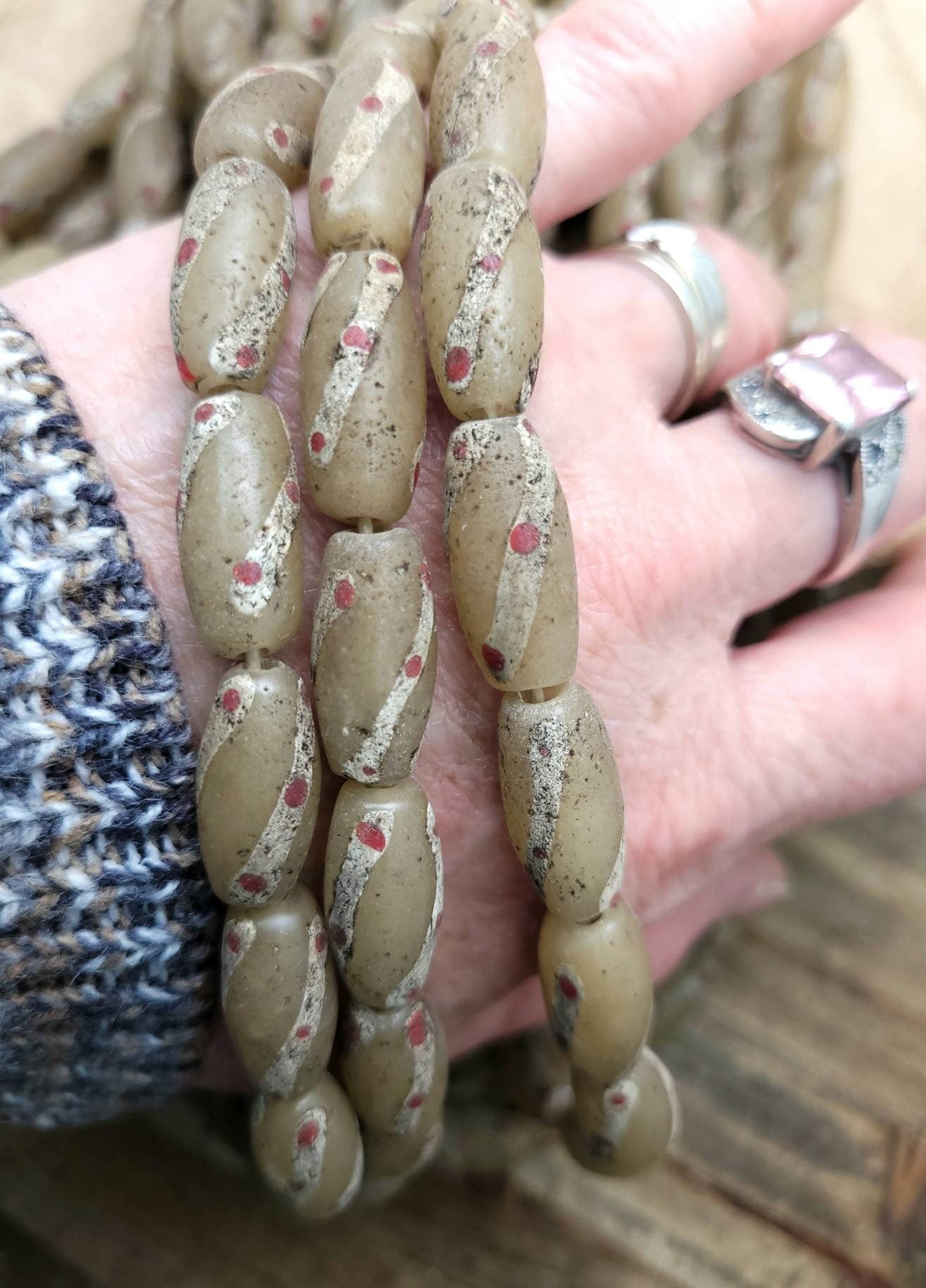 Old Accent Glass Beads Made By Thai Artisan Hands / Indonesian Beads / Java / 10 Beads 18-20mm x 10mm / Jewelry Making Supplies / Vintage