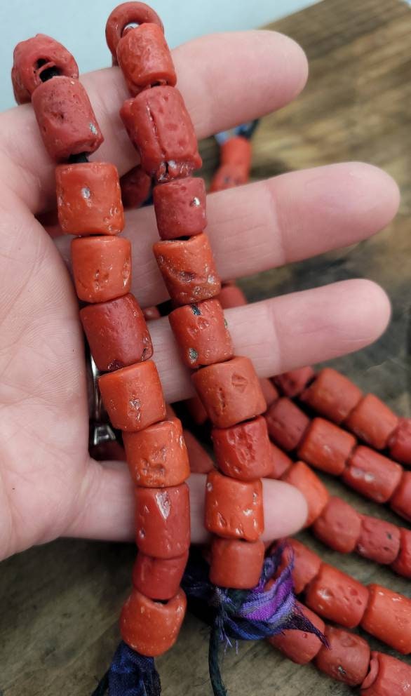 Beautiful Himalayan Beads, Rustic Beads Antique Accent Strand With 15 Beads, Jewelry Making Supplies, Ethnic, Tribal, Glass Beads.