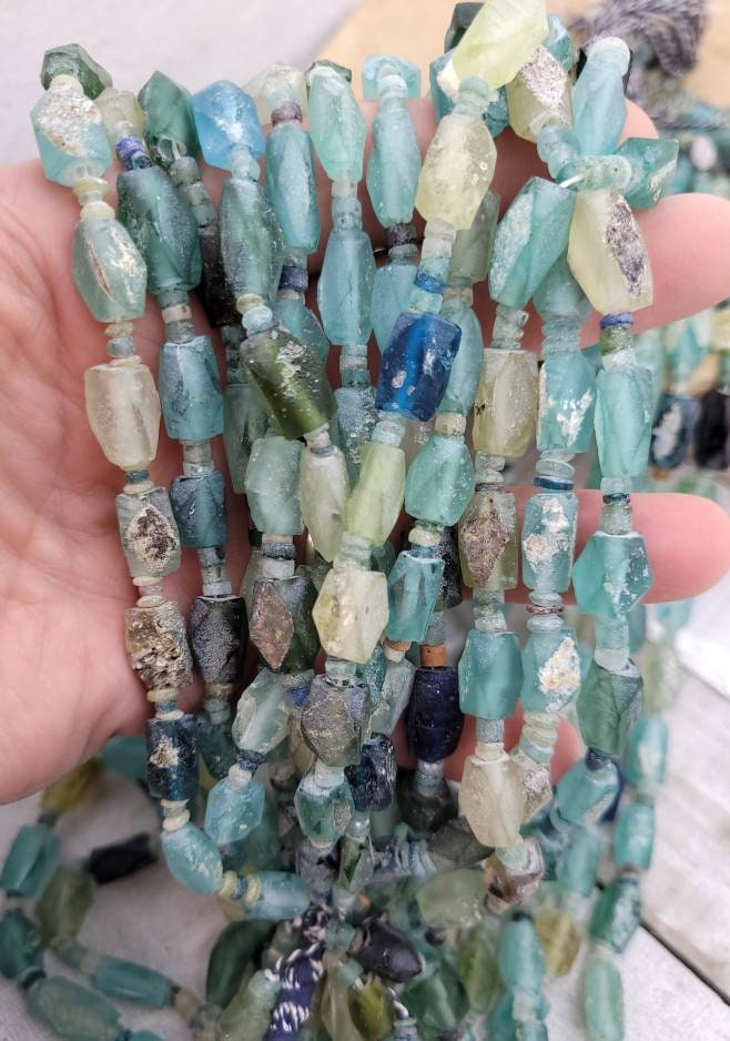 Authentic Genuine Ancient Roman Glass Faceted Diamond-Shaped Roman Glass Beads /15 "-16" Full  Strand Big Diamond 10-16mm/ Jewelry Supplies.