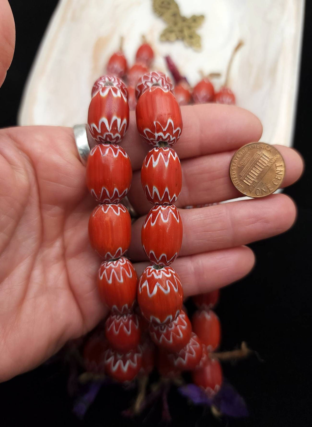 Chevron Beads Oval Multi Layered Red and White Strand 10 Chevron Beads 17-19×13-16mm / Jewelry Making Supplies / African Trade Beads
