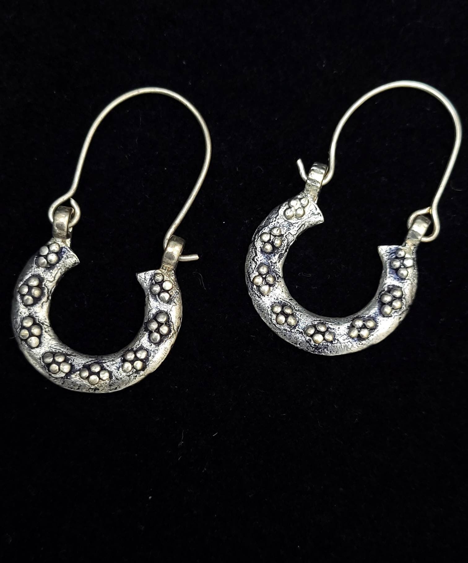 Beautiful Silver Afghan Earrings / Totally Handmade Jewelry / Afghanistan Jewelry.