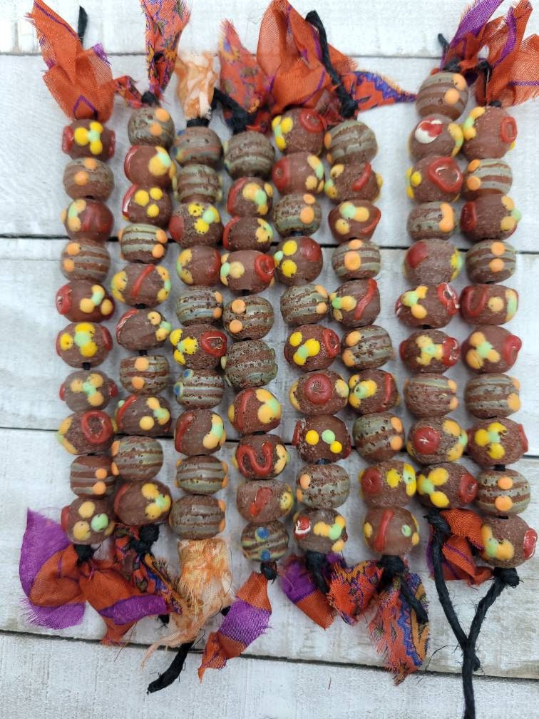 Lampwork beads Made By Thai Artisan Hands 12-14mm x 10-11mm Strand With 10 Beads / Indonesian Beads / Jewelry Supplies.